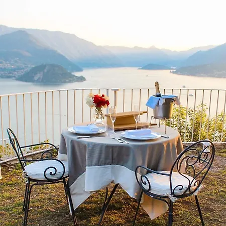 Castello Di Vezio In The Village Varenna