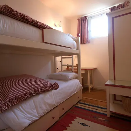 Castello Di Vezio In The Village Feriehus