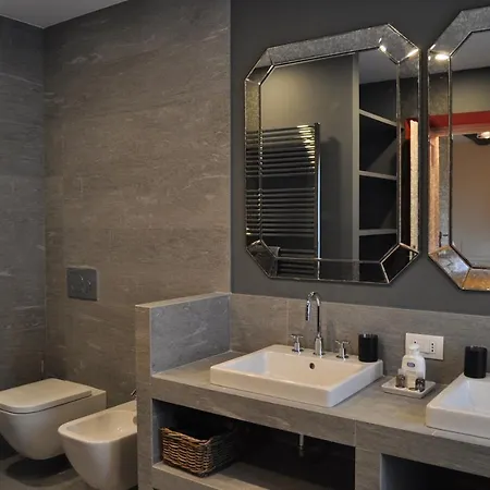 Feriehus Castello Di Vezio In The Village *