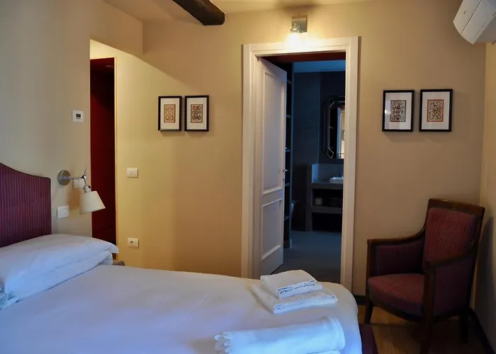 Castello Di Vezio In The Village 別荘 *