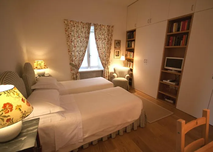 別荘 Castello Di Vezio In The Village