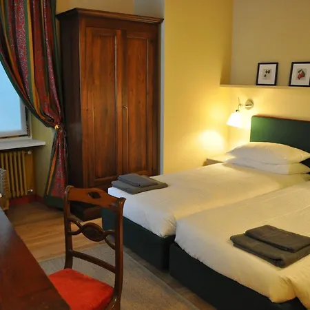 Castello Di Vezio In The Village *