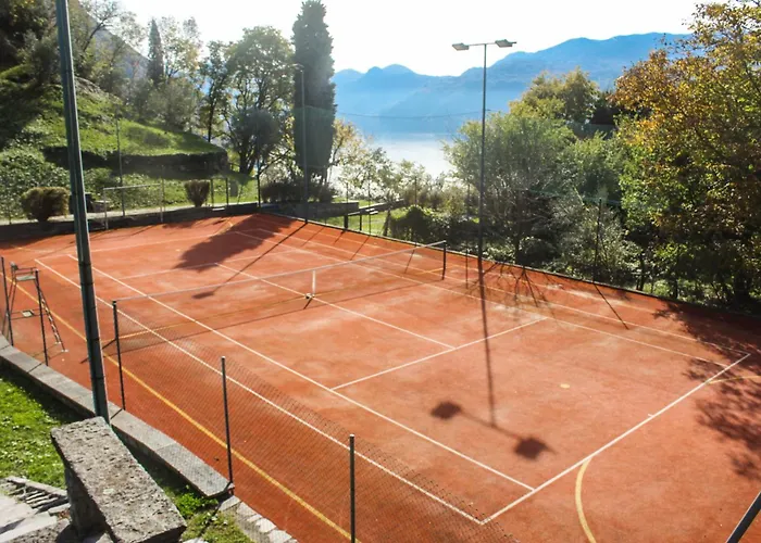 Nyaraló Castello Di Vezio In The Village *