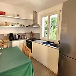 Tatil Evi Castello Di Vezio In The Village Varenna